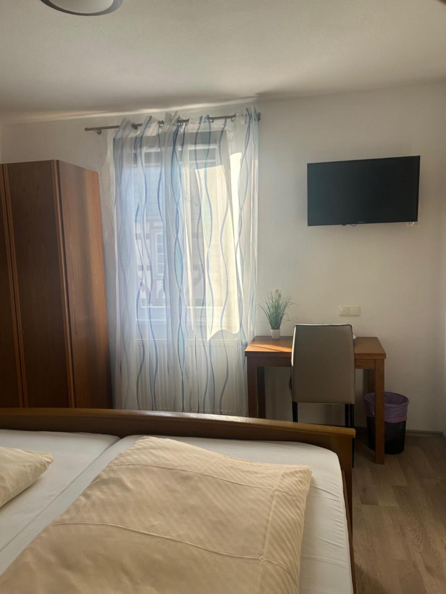 Bed & Breakfast - Rheingauer Hof