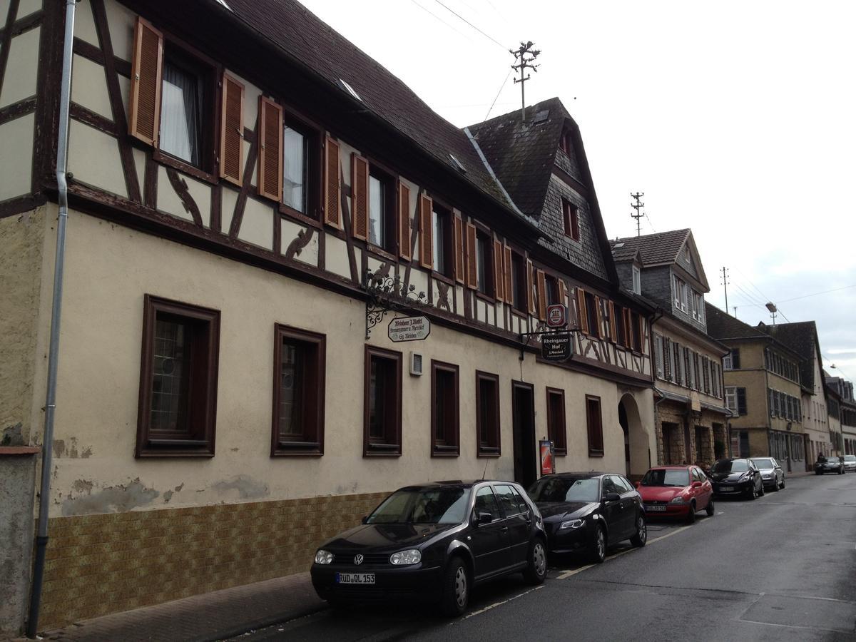 - Rheingauer Hof 3*